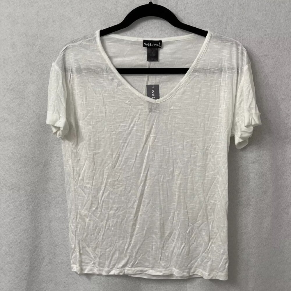 New Wet Seal T-Shirt Womens XL V-Neck White Short Sleeve T-Shirt NWT